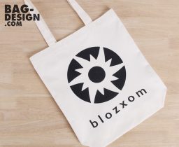รับทำ รับผลิต กระเป๋าผ้า ถุงผ้า ให้กับ blozxom